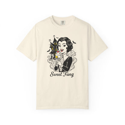 Sweet Fang Vampire Girl Graphic T-Shirt