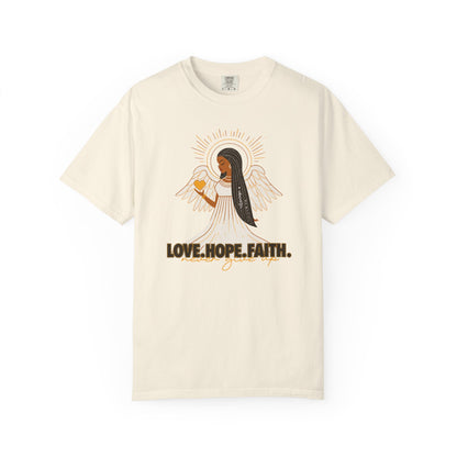 "Love.Hope.Faith. Never give up" T-Shirt - Perseverence Angel Graphic Tee